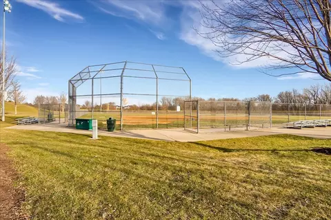 812 Genesee Dr, Naperville, IL 60563 photo 30
