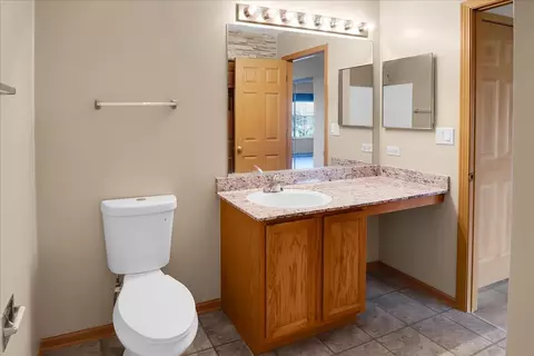 812 Genesee Dr, Naperville, IL 60563 photo 21