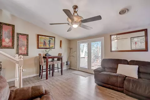 Living - 5218 N Leeside St, Mchenry, IL 60050 photo 6 of 6