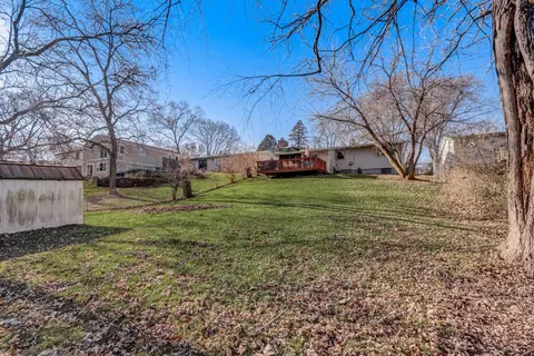 Exterior - 5218 N Leeside St, Mchenry, IL 60050 photo 10 of 20