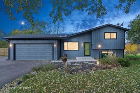5 N674 Cochise Dr, Maple Park, IL 60151