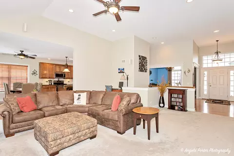 7203 Millburne Ct, Mchenry, IL 60050 photo 8