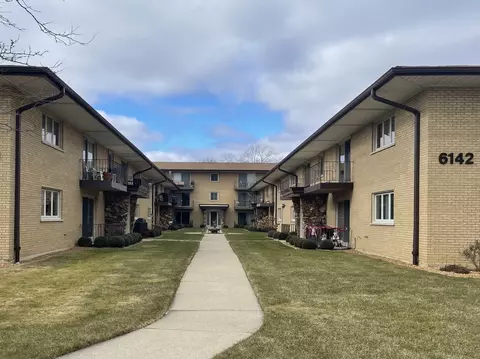 6144 S Kensington Ave #108A, Countryside, IL 60525