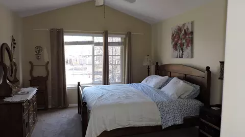 Bedroom - 166 Heritage Ln #166, Streamwood, IL 60107 photo 1 of 3