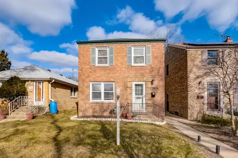 3924 Hull St, Skokie, IL 60076