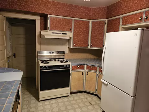 Kitchen - 615 E Chapin St, Morris, IL 60450 photo 4 of 4
