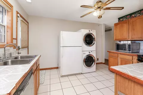 Other - 307 E Lincoln St, Bloomington, IL 61701 photo 5 of 10