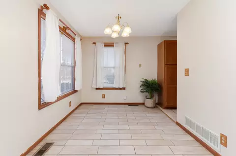 Other - 307 E Lincoln St, Bloomington, IL 61701 photo 2 of 10