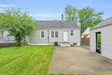 440 E Kellar Ln, Decatur, IL 62526 photo 4