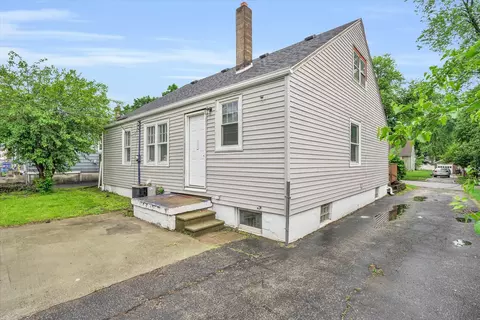 440 E Kellar Ln, Decatur, IL 62526 photo 3