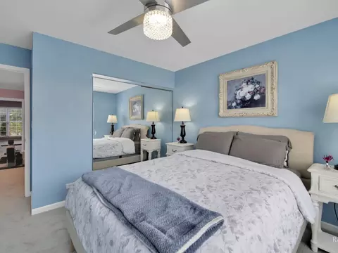 Bedroom - 114 Commons Ct, Wheeling, IL 60090 photo 7 of 7