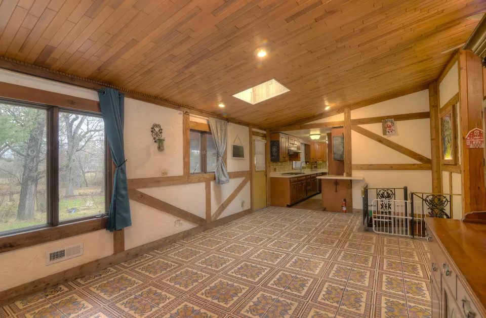 Other - 3604 Oak Knoll Rd, Crystal Lake, IL 60012 photo 1 of 11
