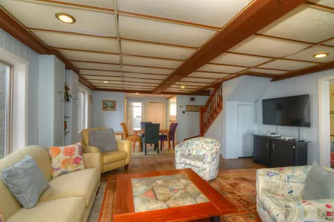 Living - 37066 N Stanton Point Rd, Ingleside, IL 60041 photo 7 of 8