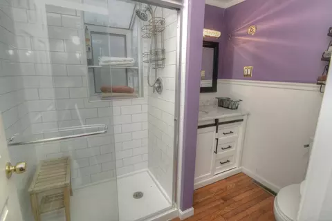 Bath - 37066 N Stanton Point Rd, Ingleside, IL 60041 photo 2 of 2