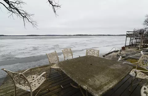 View/Area - 37066 N Stanton Point Rd, Ingleside, IL 60041 photo 3 of 4
