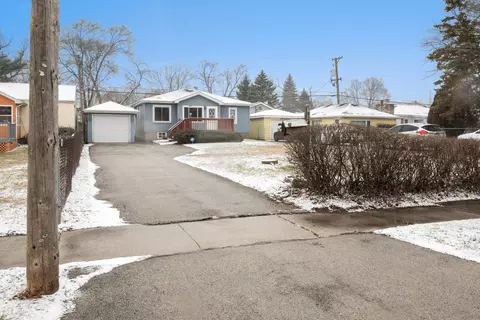 18240 Chicago Ave, Lansing, IL 60438