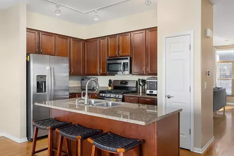 Kitchen - 342 E 25th Pl #22, Chicago, IL 60616 photo 1 of 4