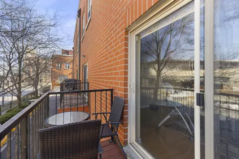 Exterior - 342 E 25th Pl #22, Chicago, IL 60616 photo 3 of 6