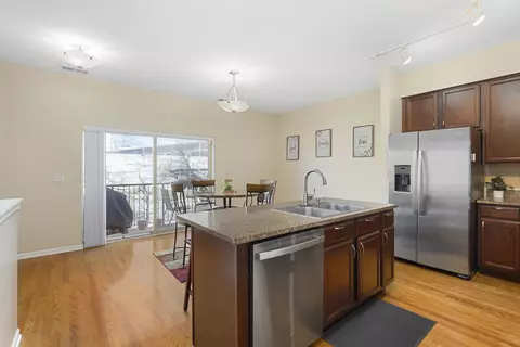 Kitchen - 342 E 25th Pl #22, Chicago, IL 60616 photo 2 of 4