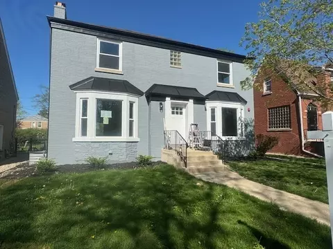 6630 Trumbull Ave, Lincolnwood, IL 60712