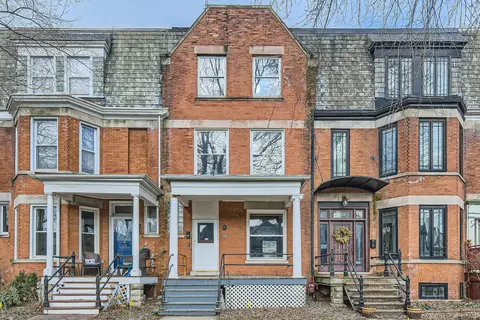 1830 W Cornelia Ave, Chicago, IL 60657