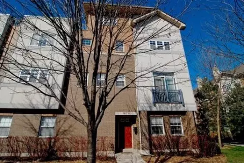 1812 N Rockwell St #A, Chicago, IL 60647
