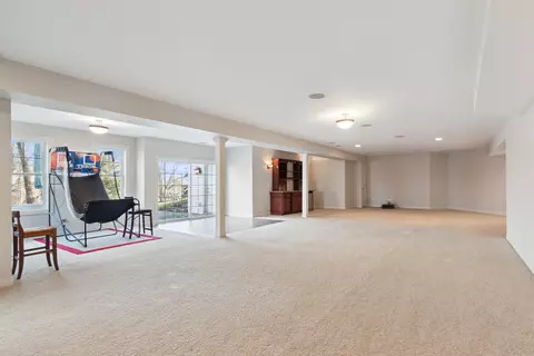 Living - 7359 Timber Ridge Rd, Roscoe, IL 61073 photo 9 of 9