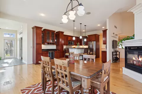 Dining - 7359 Timber Ridge Rd, Roscoe, IL 61073 photo 3 of 3