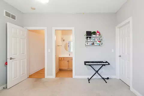 Bedroom - 7359 Timber Ridge Rd, Roscoe, IL 61073 photo 4 of 6