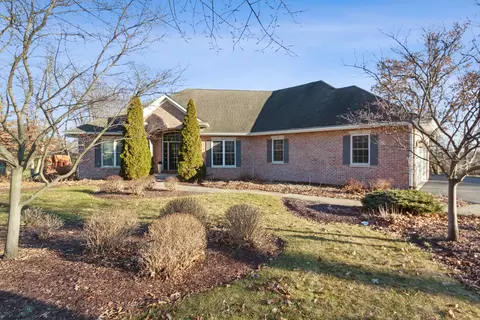 Exterior - 7359 Timber Ridge Rd, Roscoe, IL 61073 photo 4 of 12