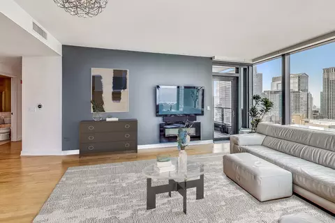 Living - 60 E Monroe St #3107, Chicago, IL 60603 photo 5 of 10