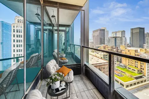 Exterior - 60 E Monroe St #3107, Chicago, IL 60603 photo 2 of 11