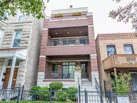1152 W Newport Ave #2, Chicago, IL 60657