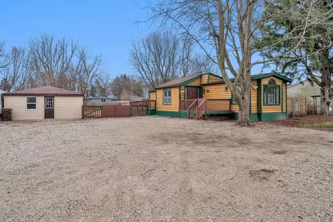 5350 Aux Sable Rd, Morris, IL 60450