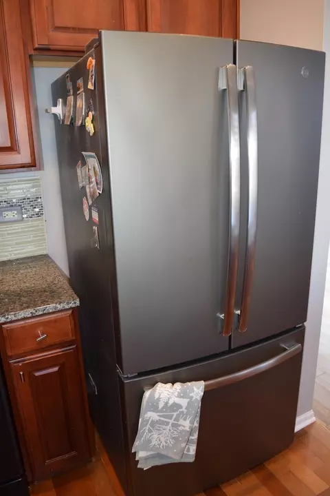 Kitchen - 4110 Bethlehem Rd, Aurora, IL 60504 photo 3 of 7
