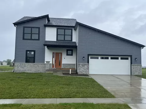 671 Celebration Dr, Normal, IL 61761