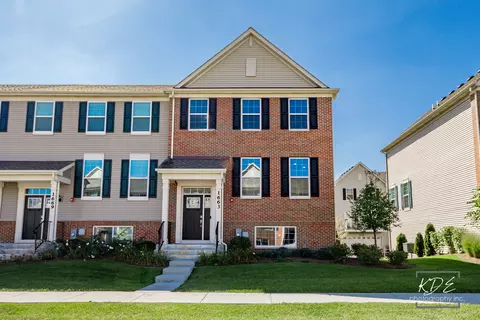 Exterior - 1663 Sager Way, Batavia, IL 60510 photo 2 of 4