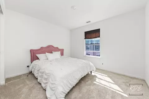 Bedroom - 1663 Sager Way, Batavia, IL 60510 photo 4 of 4