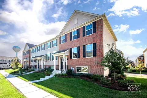 1663 Sager Way, Batavia, IL 60510