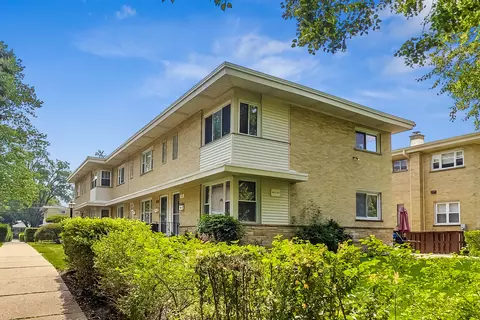 1017 Brown Ave #201, Evanston, IL 60202