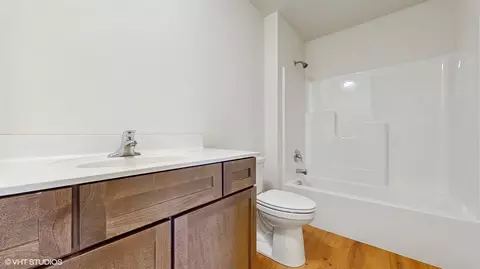 Bath - 1439 Trailside Dr, Beecher, IL 60401 photo 2 of 3