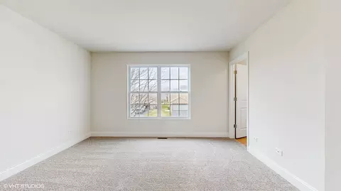Bedroom - 1439 Trailside Dr, Beecher, IL 60401 photo 2 of 8