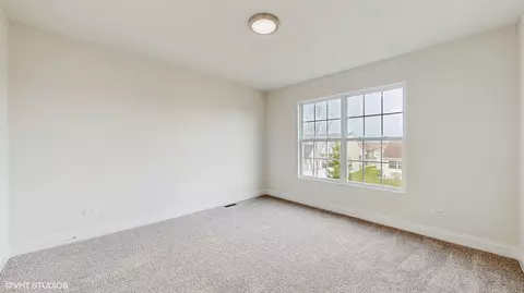 Bedroom - 1439 Trailside Dr, Beecher, IL 60401 photo 5 of 8
