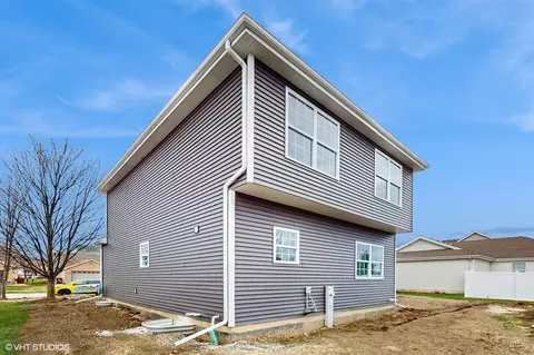 Exterior - 1439 Trailside Dr, Beecher, IL 60401 photo 2 of 2