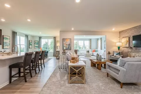 Other - 336 W Point Cir, Algonquin, IL 60102 photo 2 of 5