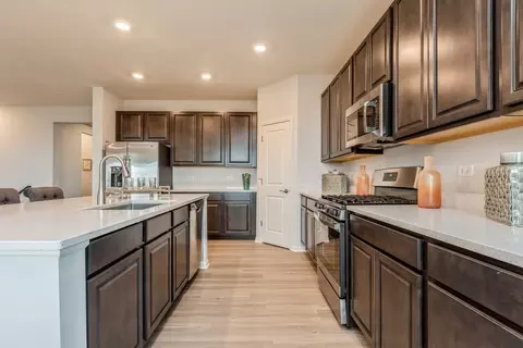 Kitchen - 336 W Point Cir, Algonquin, IL 60102 photo 3 of 3