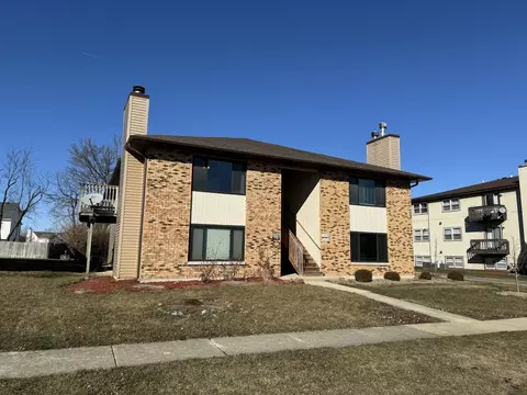 1082 Manchester Ct #1082, South Elgin, IL 60177