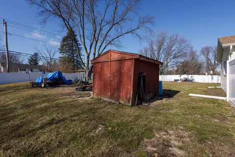 Exterior - 836 N Main Ave, Kankakee, IL 60901 photo 13 of 15