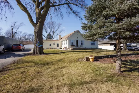 Exterior - 836 N Main Ave, Kankakee, IL 60901 photo 4 of 15