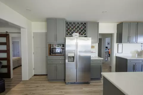 Kitchen - 836 N Main Ave, Kankakee, IL 60901 photo 5 of 7